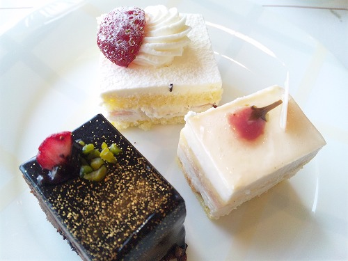 ベイビューランチ（ケーキ）