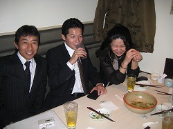 野口さん、有馬さん、閏ひさみさんとの2次会風景