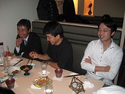 野口さん、戸田さん、丸の内さん・・・いや～楽しそうです（＾＾
